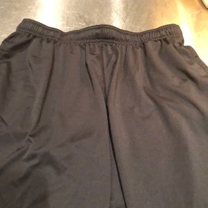 Men’s live strong Nike short large